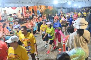 BIB: 1978, 3675
                            <button type="button" onclick="openModal(26252166)" class="btn btn-primary btn-sm float-right btn-popup" data-toggle="modal" data-target=".modal-high-quality">
                        <i class="fas fa-shopping-cart"></i> Add to Cart
                    </button>
                                            <button type="button" onclick="isThisMe(26252166, true)" class="btn btn-success btn-sm float-right btn-popup btn-isme hidden" data-toggle="tooltip" data-placement="bottom" title="นี่คือรูปของคุณใช่ไหม คลิกที่นี่เพื่อเอาเข้าอัลบั้ม">
                        <i class="fas fa-plus"></i> Add to album
                    </button>
                    <button type="button" onclick="isThisMe(26252166, false)" class="btn btn-warning btn-sm float-right btn-popup btn-isnotme hidden">
                        <i class="fas fa-ban"></i> Remove from album
                    </button>