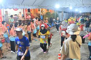 BIB: 3722, 4798
                            <button type="button" onclick="openModal(26251910)" class="btn btn-primary btn-sm float-right btn-popup" data-toggle="modal" data-target=".modal-high-quality">
                        <i class="fas fa-shopping-cart"></i> Add to Cart
                    </button>
                                            <button type="button" onclick="isThisMe(26251910, true)" class="btn btn-success btn-sm float-right btn-popup btn-isme hidden" data-toggle="tooltip" data-placement="bottom" title="นี่คือรูปของคุณใช่ไหม คลิกที่นี่เพื่อเอาเข้าอัลบั้ม">
                        <i class="fas fa-plus"></i> Add to album
                    </button>
                    <button type="button" onclick="isThisMe(26251910, false)" class="btn btn-warning btn-sm float-right btn-popup btn-isnotme hidden">
                        <i class="fas fa-ban"></i> Remove from album
                    </button>