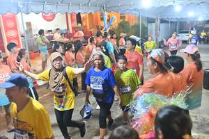 BIB: 3872, 492, 5853
                            <button type="button" onclick="openModal(26252683)" class="btn btn-primary btn-sm float-right btn-popup" data-toggle="modal" data-target=".modal-high-quality">
                        <i class="fas fa-shopping-cart"></i> Add to Cart
                    </button>
                                            <button type="button" onclick="isThisMe(26252683, true)" class="btn btn-success btn-sm float-right btn-popup btn-isme hidden" data-toggle="tooltip" data-placement="bottom" title="นี่คือรูปของคุณใช่ไหม คลิกที่นี่เพื่อเอาเข้าอัลบั้ม">
                        <i class="fas fa-plus"></i> Add to album
                    </button>
                    <button type="button" onclick="isThisMe(26252683, false)" class="btn btn-warning btn-sm float-right btn-popup btn-isnotme hidden">
                        <i class="fas fa-ban"></i> Remove from album
                    </button>