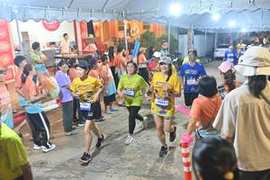 BIB: 186, 4883
                            <button type="button" onclick="openModal(26252445)" class="btn btn-primary btn-sm float-right btn-popup" data-toggle="modal" data-target=".modal-high-quality">
                        <i class="fas fa-shopping-cart"></i> Add to Cart
                    </button>
                                            <button type="button" onclick="isThisMe(26252445, true)" class="btn btn-success btn-sm float-right btn-popup btn-isme hidden" data-toggle="tooltip" data-placement="bottom" title="นี่คือรูปของคุณใช่ไหม คลิกที่นี่เพื่อเอาเข้าอัลบั้ม">
                        <i class="fas fa-plus"></i> Add to album
                    </button>
                    <button type="button" onclick="isThisMe(26252445, false)" class="btn btn-warning btn-sm float-right btn-popup btn-isnotme hidden">
                        <i class="fas fa-ban"></i> Remove from album
                    </button>