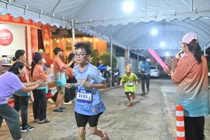 BIB: 3195
                            <button type="button" onclick="openModal(26240842)" class="btn btn-primary btn-sm float-right btn-popup" data-toggle="modal" data-target=".modal-high-quality">
                        <i class="fas fa-shopping-cart"></i> Add to Cart
                    </button>
                                            <button type="button" onclick="isThisMe(26240842, true)" class="btn btn-success btn-sm float-right btn-popup btn-isme hidden" data-toggle="tooltip" data-placement="bottom" title="นี่คือรูปของคุณใช่ไหม คลิกที่นี่เพื่อเอาเข้าอัลบั้ม">
                        <i class="fas fa-plus"></i> Add to album
                    </button>
                    <button type="button" onclick="isThisMe(26240842, false)" class="btn btn-warning btn-sm float-right btn-popup btn-isnotme hidden">
                        <i class="fas fa-ban"></i> Remove from album
                    </button>