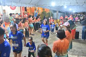 BIB: 4430, 41462
                            <button type="button" onclick="openModal(26253188)" class="btn btn-primary btn-sm float-right btn-popup" data-toggle="modal" data-target=".modal-high-quality">
                        <i class="fas fa-shopping-cart"></i> Add to Cart
                    </button>
                                            <button type="button" onclick="isThisMe(26253188, true)" class="btn btn-success btn-sm float-right btn-popup btn-isme hidden" data-toggle="tooltip" data-placement="bottom" title="นี่คือรูปของคุณใช่ไหม คลิกที่นี่เพื่อเอาเข้าอัลบั้ม">
                        <i class="fas fa-plus"></i> Add to album
                    </button>
                    <button type="button" onclick="isThisMe(26253188, false)" class="btn btn-warning btn-sm float-right btn-popup btn-isnotme hidden">
                        <i class="fas fa-ban"></i> Remove from album
                    </button>