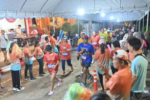 BIB: 335
                            <button type="button" onclick="openModal(26251631)" class="btn btn-primary btn-sm float-right btn-popup" data-toggle="modal" data-target=".modal-high-quality">
                        <i class="fas fa-shopping-cart"></i> Add to Cart
                    </button>
                                            <button type="button" onclick="isThisMe(26251631, true)" class="btn btn-success btn-sm float-right btn-popup btn-isme hidden" data-toggle="tooltip" data-placement="bottom" title="นี่คือรูปของคุณใช่ไหม คลิกที่นี่เพื่อเอาเข้าอัลบั้ม">
                        <i class="fas fa-plus"></i> Add to album
                    </button>
                    <button type="button" onclick="isThisMe(26251631, false)" class="btn btn-warning btn-sm float-right btn-popup btn-isnotme hidden">
                        <i class="fas fa-ban"></i> Remove from album
                    </button>