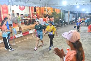 BIB: 3368
                            <button type="button" onclick="openModal(26253613)" class="btn btn-primary btn-sm float-right btn-popup" data-toggle="modal" data-target=".modal-high-quality">
                        <i class="fas fa-shopping-cart"></i> Add to Cart
                    </button>
                                            <button type="button" onclick="isThisMe(26253613, true)" class="btn btn-success btn-sm float-right btn-popup btn-isme hidden" data-toggle="tooltip" data-placement="bottom" title="นี่คือรูปของคุณใช่ไหม คลิกที่นี่เพื่อเอาเข้าอัลบั้ม">
                        <i class="fas fa-plus"></i> Add to album
                    </button>
                    <button type="button" onclick="isThisMe(26253613, false)" class="btn btn-warning btn-sm float-right btn-popup btn-isnotme hidden">
                        <i class="fas fa-ban"></i> Remove from album
                    </button>