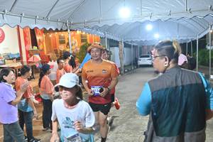 BIB: 4124
                            <button type="button" onclick="openModal(26241365)" class="btn btn-primary btn-sm float-right btn-popup" data-toggle="modal" data-target=".modal-high-quality">
                        <i class="fas fa-shopping-cart"></i> Add to Cart
                    </button>
                                            <button type="button" onclick="isThisMe(26241365, true)" class="btn btn-success btn-sm float-right btn-popup btn-isme hidden" data-toggle="tooltip" data-placement="bottom" title="นี่คือรูปของคุณใช่ไหม คลิกที่นี่เพื่อเอาเข้าอัลบั้ม">
                        <i class="fas fa-plus"></i> Add to album
                    </button>
                    <button type="button" onclick="isThisMe(26241365, false)" class="btn btn-warning btn-sm float-right btn-popup btn-isnotme hidden">
                        <i class="fas fa-ban"></i> Remove from album
                    </button>