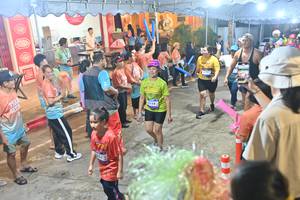 BIB: 114
                            <button type="button" onclick="openModal(26252228)" class="btn btn-primary btn-sm float-right btn-popup" data-toggle="modal" data-target=".modal-high-quality">
                        <i class="fas fa-shopping-cart"></i> Add to Cart
                    </button>
                                            <button type="button" onclick="isThisMe(26252228, true)" class="btn btn-success btn-sm float-right btn-popup btn-isme hidden" data-toggle="tooltip" data-placement="bottom" title="นี่คือรูปของคุณใช่ไหม คลิกที่นี่เพื่อเอาเข้าอัลบั้ม">
                        <i class="fas fa-plus"></i> Add to album
                    </button>
                    <button type="button" onclick="isThisMe(26252228, false)" class="btn btn-warning btn-sm float-right btn-popup btn-isnotme hidden">
                        <i class="fas fa-ban"></i> Remove from album
                    </button>