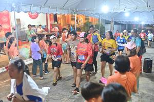 BIB: 4005
                            <button type="button" onclick="openModal(26253110)" class="btn btn-primary btn-sm float-right btn-popup" data-toggle="modal" data-target=".modal-high-quality">
                        <i class="fas fa-shopping-cart"></i> Add to Cart
                    </button>
                                            <button type="button" onclick="isThisMe(26253110, true)" class="btn btn-success btn-sm float-right btn-popup btn-isme hidden" data-toggle="tooltip" data-placement="bottom" title="นี่คือรูปของคุณใช่ไหม คลิกที่นี่เพื่อเอาเข้าอัลบั้ม">
                        <i class="fas fa-plus"></i> Add to album
                    </button>
                    <button type="button" onclick="isThisMe(26253110, false)" class="btn btn-warning btn-sm float-right btn-popup btn-isnotme hidden">
                        <i class="fas fa-ban"></i> Remove from album
                    </button>