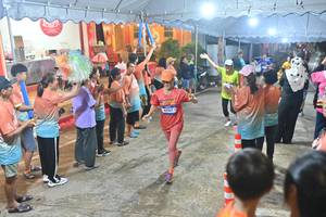 BIB: 4767
                            <button type="button" onclick="openModal(26242125)" class="btn btn-primary btn-sm float-right btn-popup" data-toggle="modal" data-target=".modal-high-quality">
                        <i class="fas fa-shopping-cart"></i> Add to Cart
                    </button>
                                            <button type="button" onclick="isThisMe(26242125, true)" class="btn btn-success btn-sm float-right btn-popup btn-isme hidden" data-toggle="tooltip" data-placement="bottom" title="นี่คือรูปของคุณใช่ไหม คลิกที่นี่เพื่อเอาเข้าอัลบั้ม">
                        <i class="fas fa-plus"></i> Add to album
                    </button>
                    <button type="button" onclick="isThisMe(26242125, false)" class="btn btn-warning btn-sm float-right btn-popup btn-isnotme hidden">
                        <i class="fas fa-ban"></i> Remove from album
                    </button>