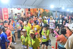 BIB: 3161, 44453, 3741, 3326
                            <button type="button" onclick="openModal(26252099)" class="btn btn-primary btn-sm float-right btn-popup" data-toggle="modal" data-target=".modal-high-quality">
                        <i class="fas fa-shopping-cart"></i> Add to Cart
                    </button>
                                            <button type="button" onclick="isThisMe(26252099, true)" class="btn btn-success btn-sm float-right btn-popup btn-isme hidden" data-toggle="tooltip" data-placement="bottom" title="นี่คือรูปของคุณใช่ไหม คลิกที่นี่เพื่อเอาเข้าอัลบั้ม">
                        <i class="fas fa-plus"></i> Add to album
                    </button>
                    <button type="button" onclick="isThisMe(26252099, false)" class="btn btn-warning btn-sm float-right btn-popup btn-isnotme hidden">
                        <i class="fas fa-ban"></i> Remove from album
                    </button>