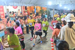 BIB: 48011, 4305
                            <button type="button" onclick="openModal(26252426)" class="btn btn-primary btn-sm float-right btn-popup" data-toggle="modal" data-target=".modal-high-quality">
                        <i class="fas fa-shopping-cart"></i> Add to Cart
                    </button>
                                            <button type="button" onclick="isThisMe(26252426, true)" class="btn btn-success btn-sm float-right btn-popup btn-isme hidden" data-toggle="tooltip" data-placement="bottom" title="นี่คือรูปของคุณใช่ไหม คลิกที่นี่เพื่อเอาเข้าอัลบั้ม">
                        <i class="fas fa-plus"></i> Add to album
                    </button>
                    <button type="button" onclick="isThisMe(26252426, false)" class="btn btn-warning btn-sm float-right btn-popup btn-isnotme hidden">
                        <i class="fas fa-ban"></i> Remove from album
                    </button>