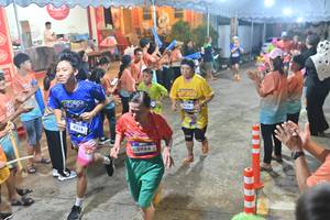 BIB: 4314, 3988
                            <button type="button" onclick="openModal(26241612)" class="btn btn-primary btn-sm float-right btn-popup" data-toggle="modal" data-target=".modal-high-quality">
                        <i class="fas fa-shopping-cart"></i> Add to Cart
                    </button>
                                            <button type="button" onclick="isThisMe(26241612, true)" class="btn btn-success btn-sm float-right btn-popup btn-isme hidden" data-toggle="tooltip" data-placement="bottom" title="นี่คือรูปของคุณใช่ไหม คลิกที่นี่เพื่อเอาเข้าอัลบั้ม">
                        <i class="fas fa-plus"></i> Add to album
                    </button>
                    <button type="button" onclick="isThisMe(26241612, false)" class="btn btn-warning btn-sm float-right btn-popup btn-isnotme hidden">
                        <i class="fas fa-ban"></i> Remove from album
                    </button>