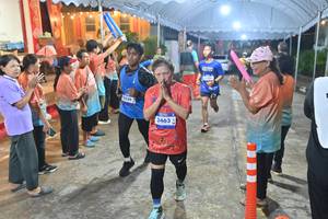 BIB: 3539, 3463
                            <button type="button" onclick="openModal(26241550)" class="btn btn-primary btn-sm float-right btn-popup" data-toggle="modal" data-target=".modal-high-quality">
                        <i class="fas fa-shopping-cart"></i> Add to Cart
                    </button>
                                            <button type="button" onclick="isThisMe(26241550, true)" class="btn btn-success btn-sm float-right btn-popup btn-isme hidden" data-toggle="tooltip" data-placement="bottom" title="นี่คือรูปของคุณใช่ไหม คลิกที่นี่เพื่อเอาเข้าอัลบั้ม">
                        <i class="fas fa-plus"></i> Add to album
                    </button>
                    <button type="button" onclick="isThisMe(26241550, false)" class="btn btn-warning btn-sm float-right btn-popup btn-isnotme hidden">
                        <i class="fas fa-ban"></i> Remove from album
                    </button>