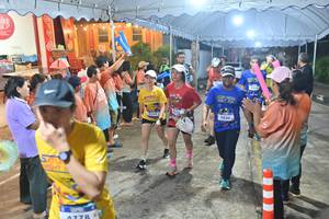 BIB: 3530
                            <button type="button" onclick="openModal(26241456)" class="btn btn-primary btn-sm float-right btn-popup" data-toggle="modal" data-target=".modal-high-quality">
                        <i class="fas fa-shopping-cart"></i> Add to Cart
                    </button>
                                            <button type="button" onclick="isThisMe(26241456, true)" class="btn btn-success btn-sm float-right btn-popup btn-isme hidden" data-toggle="tooltip" data-placement="bottom" title="นี่คือรูปของคุณใช่ไหม คลิกที่นี่เพื่อเอาเข้าอัลบั้ม">
                        <i class="fas fa-plus"></i> Add to album
                    </button>
                    <button type="button" onclick="isThisMe(26241456, false)" class="btn btn-warning btn-sm float-right btn-popup btn-isnotme hidden">
                        <i class="fas fa-ban"></i> Remove from album
                    </button>