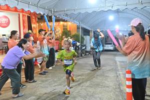 BIB: 3111
                            <button type="button" onclick="openModal(26240857)" class="btn btn-primary btn-sm float-right btn-popup" data-toggle="modal" data-target=".modal-high-quality">
                        <i class="fas fa-shopping-cart"></i> Add to Cart
                    </button>
                                            <button type="button" onclick="isThisMe(26240857, true)" class="btn btn-success btn-sm float-right btn-popup btn-isme hidden" data-toggle="tooltip" data-placement="bottom" title="นี่คือรูปของคุณใช่ไหม คลิกที่นี่เพื่อเอาเข้าอัลบั้ม">
                        <i class="fas fa-plus"></i> Add to album
                    </button>
                    <button type="button" onclick="isThisMe(26240857, false)" class="btn btn-warning btn-sm float-right btn-popup btn-isnotme hidden">
                        <i class="fas fa-ban"></i> Remove from album
                    </button>