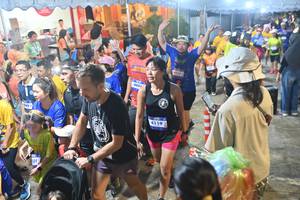 BIB: 184, 488, 4119
                            <button type="button" onclick="openModal(26252133)" class="btn btn-primary btn-sm float-right btn-popup" data-toggle="modal" data-target=".modal-high-quality">
                        <i class="fas fa-shopping-cart"></i> Add to Cart
                    </button>
                                            <button type="button" onclick="isThisMe(26252133, true)" class="btn btn-success btn-sm float-right btn-popup btn-isme hidden" data-toggle="tooltip" data-placement="bottom" title="นี่คือรูปของคุณใช่ไหม คลิกที่นี่เพื่อเอาเข้าอัลบั้ม">
                        <i class="fas fa-plus"></i> Add to album
                    </button>
                    <button type="button" onclick="isThisMe(26252133, false)" class="btn btn-warning btn-sm float-right btn-popup btn-isnotme hidden">
                        <i class="fas fa-ban"></i> Remove from album
                    </button>