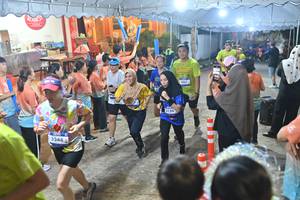 BIB: 3248, 3150, 4067
                            <button type="button" onclick="openModal(26242603)" class="btn btn-primary btn-sm float-right btn-popup" data-toggle="modal" data-target=".modal-high-quality">
                        <i class="fas fa-shopping-cart"></i> Add to Cart
                    </button>
                                            <button type="button" onclick="isThisMe(26242603, true)" class="btn btn-success btn-sm float-right btn-popup btn-isme hidden" data-toggle="tooltip" data-placement="bottom" title="นี่คือรูปของคุณใช่ไหม คลิกที่นี่เพื่อเอาเข้าอัลบั้ม">
                        <i class="fas fa-plus"></i> Add to album
                    </button>
                    <button type="button" onclick="isThisMe(26242603, false)" class="btn btn-warning btn-sm float-right btn-popup btn-isnotme hidden">
                        <i class="fas fa-ban"></i> Remove from album
                    </button>