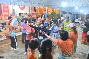 BIB: 3848, 3415, 42653
                            <button type="button" onclick="openModal(26253273)" class="btn btn-primary btn-sm float-right btn-popup" data-toggle="modal" data-target=".modal-high-quality">
                        <i class="fas fa-shopping-cart"></i> Add to Cart
                    </button>
                                            <button type="button" onclick="isThisMe(26253273, true)" class="btn btn-success btn-sm float-right btn-popup btn-isme hidden" data-toggle="tooltip" data-placement="bottom" title="นี่คือรูปของคุณใช่ไหม คลิกที่นี่เพื่อเอาเข้าอัลบั้ม">
                        <i class="fas fa-plus"></i> Add to album
                    </button>
                    <button type="button" onclick="isThisMe(26253273, false)" class="btn btn-warning btn-sm float-right btn-popup btn-isnotme hidden">
                        <i class="fas fa-ban"></i> Remove from album
                    </button>