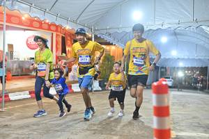 BIB: 3201, 3975, 4690, 044, 5685
                            <button type="button" onclick="openModal(26253784)" class="btn btn-primary btn-sm float-right btn-popup" data-toggle="modal" data-target=".modal-high-quality">
                        <i class="fas fa-shopping-cart"></i> Add to Cart
                    </button>
                                            <button type="button" onclick="isThisMe(26253784, true)" class="btn btn-success btn-sm float-right btn-popup btn-isme hidden" data-toggle="tooltip" data-placement="bottom" title="นี่คือรูปของคุณใช่ไหม คลิกที่นี่เพื่อเอาเข้าอัลบั้ม">
                        <i class="fas fa-plus"></i> Add to album
                    </button>
                    <button type="button" onclick="isThisMe(26253784, false)" class="btn btn-warning btn-sm float-right btn-popup btn-isnotme hidden">
                        <i class="fas fa-ban"></i> Remove from album
                    </button>