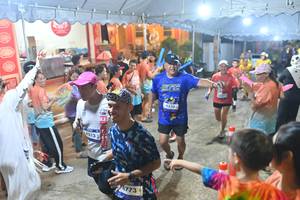 BIB: 4513, 4230, 4773
                            <button type="button" onclick="openModal(26242381)" class="btn btn-primary btn-sm float-right btn-popup" data-toggle="modal" data-target=".modal-high-quality">
                        <i class="fas fa-shopping-cart"></i> Add to Cart
                    </button>
                                            <button type="button" onclick="isThisMe(26242381, true)" class="btn btn-success btn-sm float-right btn-popup btn-isme hidden" data-toggle="tooltip" data-placement="bottom" title="นี่คือรูปของคุณใช่ไหม คลิกที่นี่เพื่อเอาเข้าอัลบั้ม">
                        <i class="fas fa-plus"></i> Add to album
                    </button>
                    <button type="button" onclick="isThisMe(26242381, false)" class="btn btn-warning btn-sm float-right btn-popup btn-isnotme hidden">
                        <i class="fas fa-ban"></i> Remove from album
                    </button>