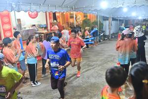 BIB: 3770
                            <button type="button" onclick="openModal(26242182)" class="btn btn-primary btn-sm float-right btn-popup" data-toggle="modal" data-target=".modal-high-quality">
                        <i class="fas fa-shopping-cart"></i> Add to Cart
                    </button>
                                            <button type="button" onclick="isThisMe(26242182, true)" class="btn btn-success btn-sm float-right btn-popup btn-isme hidden" data-toggle="tooltip" data-placement="bottom" title="นี่คือรูปของคุณใช่ไหม คลิกที่นี่เพื่อเอาเข้าอัลบั้ม">
                        <i class="fas fa-plus"></i> Add to album
                    </button>
                    <button type="button" onclick="isThisMe(26242182, false)" class="btn btn-warning btn-sm float-right btn-popup btn-isnotme hidden">
                        <i class="fas fa-ban"></i> Remove from album
                    </button>