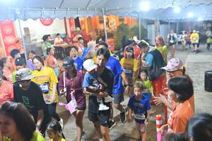 BIB: 4474, 4808
                            <button type="button" onclick="openModal(26253401)" class="btn btn-primary btn-sm float-right btn-popup" data-toggle="modal" data-target=".modal-high-quality">
                        <i class="fas fa-shopping-cart"></i> Add to Cart
                    </button>
                                            <button type="button" onclick="isThisMe(26253401, true)" class="btn btn-success btn-sm float-right btn-popup btn-isme hidden" data-toggle="tooltip" data-placement="bottom" title="นี่คือรูปของคุณใช่ไหม คลิกที่นี่เพื่อเอาเข้าอัลบั้ม">
                        <i class="fas fa-plus"></i> Add to album
                    </button>
                    <button type="button" onclick="isThisMe(26253401, false)" class="btn btn-warning btn-sm float-right btn-popup btn-isnotme hidden">
                        <i class="fas fa-ban"></i> Remove from album
                    </button>