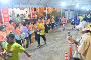 BIB: 4382
                            <button type="button" onclick="openModal(26251997)" class="btn btn-primary btn-sm float-right btn-popup" data-toggle="modal" data-target=".modal-high-quality">
                        <i class="fas fa-shopping-cart"></i> Add to Cart
                    </button>
                                            <button type="button" onclick="isThisMe(26251997, true)" class="btn btn-success btn-sm float-right btn-popup btn-isme hidden" data-toggle="tooltip" data-placement="bottom" title="นี่คือรูปของคุณใช่ไหม คลิกที่นี่เพื่อเอาเข้าอัลบั้ม">
                        <i class="fas fa-plus"></i> Add to album
                    </button>
                    <button type="button" onclick="isThisMe(26251997, false)" class="btn btn-warning btn-sm float-right btn-popup btn-isnotme hidden">
                        <i class="fas fa-ban"></i> Remove from album
                    </button>