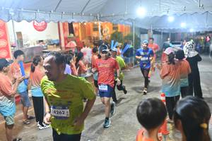 BIB: 4262, 3454
                            <button type="button" onclick="openModal(26242173)" class="btn btn-primary btn-sm float-right btn-popup" data-toggle="modal" data-target=".modal-high-quality">
                        <i class="fas fa-shopping-cart"></i> Add to Cart
                    </button>
                                            <button type="button" onclick="isThisMe(26242173, true)" class="btn btn-success btn-sm float-right btn-popup btn-isme hidden" data-toggle="tooltip" data-placement="bottom" title="นี่คือรูปของคุณใช่ไหม คลิกที่นี่เพื่อเอาเข้าอัลบั้ม">
                        <i class="fas fa-plus"></i> Add to album
                    </button>
                    <button type="button" onclick="isThisMe(26242173, false)" class="btn btn-warning btn-sm float-right btn-popup btn-isnotme hidden">
                        <i class="fas fa-ban"></i> Remove from album
                    </button>