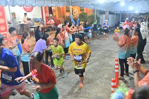 BIB: 4314, 4135
                            <button type="button" onclick="openModal(26241620)" class="btn btn-primary btn-sm float-right btn-popup" data-toggle="modal" data-target=".modal-high-quality">
                        <i class="fas fa-shopping-cart"></i> Add to Cart
                    </button>
                                            <button type="button" onclick="isThisMe(26241620, true)" class="btn btn-success btn-sm float-right btn-popup btn-isme hidden" data-toggle="tooltip" data-placement="bottom" title="นี่คือรูปของคุณใช่ไหม คลิกที่นี่เพื่อเอาเข้าอัลบั้ม">
                        <i class="fas fa-plus"></i> Add to album
                    </button>
                    <button type="button" onclick="isThisMe(26241620, false)" class="btn btn-warning btn-sm float-right btn-popup btn-isnotme hidden">
                        <i class="fas fa-ban"></i> Remove from album
                    </button>