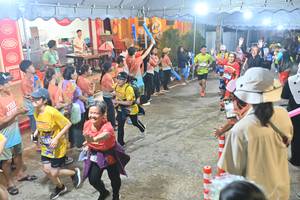 BIB: 
                            <button type="button" onclick="openModal(26251944)" class="btn btn-primary btn-sm float-right btn-popup" data-toggle="modal" data-target=".modal-high-quality">
                        <i class="fas fa-shopping-cart"></i> Add to Cart
                    </button>
                                            <button type="button" onclick="isThisMe(26251944, true)" class="btn btn-success btn-sm float-right btn-popup btn-isme hidden" data-toggle="tooltip" data-placement="bottom" title="นี่คือรูปของคุณใช่ไหม คลิกที่นี่เพื่อเอาเข้าอัลบั้ม">
                        <i class="fas fa-plus"></i> Add to album
                    </button>
                    <button type="button" onclick="isThisMe(26251944, false)" class="btn btn-warning btn-sm float-right btn-popup btn-isnotme hidden">
                        <i class="fas fa-ban"></i> Remove from album
                    </button>