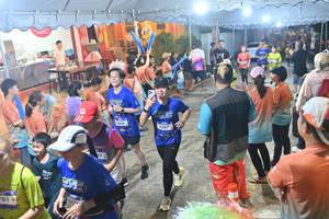 BIB: 3567
                            <button type="button" onclick="openModal(26242996)" class="btn btn-primary btn-sm float-right btn-popup" data-toggle="modal" data-target=".modal-high-quality">
                        <i class="fas fa-shopping-cart"></i> Add to Cart
                    </button>
                                            <button type="button" onclick="isThisMe(26242996, true)" class="btn btn-success btn-sm float-right btn-popup btn-isme hidden" data-toggle="tooltip" data-placement="bottom" title="นี่คือรูปของคุณใช่ไหม คลิกที่นี่เพื่อเอาเข้าอัลบั้ม">
                        <i class="fas fa-plus"></i> Add to album
                    </button>
                    <button type="button" onclick="isThisMe(26242996, false)" class="btn btn-warning btn-sm float-right btn-popup btn-isnotme hidden">
                        <i class="fas fa-ban"></i> Remove from album
                    </button>