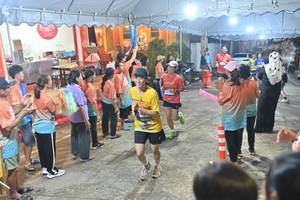 BIB: 
                            <button type="button" onclick="openModal(26242063)" class="btn btn-primary btn-sm float-right btn-popup" data-toggle="modal" data-target=".modal-high-quality">
                        <i class="fas fa-shopping-cart"></i> Add to Cart
                    </button>
                                            <button type="button" onclick="isThisMe(26242063, true)" class="btn btn-success btn-sm float-right btn-popup btn-isme hidden" data-toggle="tooltip" data-placement="bottom" title="นี่คือรูปของคุณใช่ไหม คลิกที่นี่เพื่อเอาเข้าอัลบั้ม">
                        <i class="fas fa-plus"></i> Add to album
                    </button>
                    <button type="button" onclick="isThisMe(26242063, false)" class="btn btn-warning btn-sm float-right btn-popup btn-isnotme hidden">
                        <i class="fas fa-ban"></i> Remove from album
                    </button>