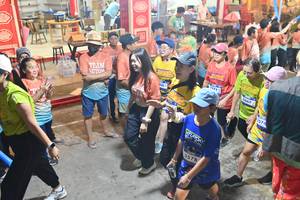 BIB: 800, 3578, 3667, 1574
                            <button type="button" onclick="openModal(26251838)" class="btn btn-primary btn-sm float-right btn-popup" data-toggle="modal" data-target=".modal-high-quality">
                        <i class="fas fa-shopping-cart"></i> Add to Cart
                    </button>
                                            <button type="button" onclick="isThisMe(26251838, true)" class="btn btn-success btn-sm float-right btn-popup btn-isme hidden" data-toggle="tooltip" data-placement="bottom" title="นี่คือรูปของคุณใช่ไหม คลิกที่นี่เพื่อเอาเข้าอัลบั้ม">
                        <i class="fas fa-plus"></i> Add to album
                    </button>
                    <button type="button" onclick="isThisMe(26251838, false)" class="btn btn-warning btn-sm float-right btn-popup btn-isnotme hidden">
                        <i class="fas fa-ban"></i> Remove from album
                    </button>