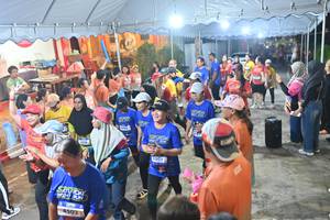 BIB: 4334, 4502, 1501
                            <button type="button" onclick="openModal(26252809)" class="btn btn-primary btn-sm float-right btn-popup" data-toggle="modal" data-target=".modal-high-quality">
                        <i class="fas fa-shopping-cart"></i> Add to Cart
                    </button>
                                            <button type="button" onclick="isThisMe(26252809, true)" class="btn btn-success btn-sm float-right btn-popup btn-isme hidden" data-toggle="tooltip" data-placement="bottom" title="นี่คือรูปของคุณใช่ไหม คลิกที่นี่เพื่อเอาเข้าอัลบั้ม">
                        <i class="fas fa-plus"></i> Add to album
                    </button>
                    <button type="button" onclick="isThisMe(26252809, false)" class="btn btn-warning btn-sm float-right btn-popup btn-isnotme hidden">
                        <i class="fas fa-ban"></i> Remove from album
                    </button>