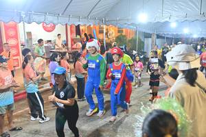 BIB: 4258
                            <button type="button" onclick="openModal(26252251)" class="btn btn-primary btn-sm float-right btn-popup" data-toggle="modal" data-target=".modal-high-quality">
                        <i class="fas fa-shopping-cart"></i> Add to Cart
                    </button>
                                            <button type="button" onclick="isThisMe(26252251, true)" class="btn btn-success btn-sm float-right btn-popup btn-isme hidden" data-toggle="tooltip" data-placement="bottom" title="นี่คือรูปของคุณใช่ไหม คลิกที่นี่เพื่อเอาเข้าอัลบั้ม">
                        <i class="fas fa-plus"></i> Add to album
                    </button>
                    <button type="button" onclick="isThisMe(26252251, false)" class="btn btn-warning btn-sm float-right btn-popup btn-isnotme hidden">
                        <i class="fas fa-ban"></i> Remove from album
                    </button>