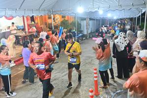 BIB: 4183, 3829
                            <button type="button" onclick="openModal(26243152)" class="btn btn-primary btn-sm float-right btn-popup" data-toggle="modal" data-target=".modal-high-quality">
                        <i class="fas fa-shopping-cart"></i> Add to Cart
                    </button>
                                            <button type="button" onclick="isThisMe(26243152, true)" class="btn btn-success btn-sm float-right btn-popup btn-isme hidden" data-toggle="tooltip" data-placement="bottom" title="นี่คือรูปของคุณใช่ไหม คลิกที่นี่เพื่อเอาเข้าอัลบั้ม">
                        <i class="fas fa-plus"></i> Add to album
                    </button>
                    <button type="button" onclick="isThisMe(26243152, false)" class="btn btn-warning btn-sm float-right btn-popup btn-isnotme hidden">
                        <i class="fas fa-ban"></i> Remove from album
                    </button>