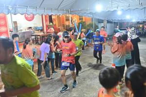 BIB: 3854
                            <button type="button" onclick="openModal(26242178)" class="btn btn-primary btn-sm float-right btn-popup" data-toggle="modal" data-target=".modal-high-quality">
                        <i class="fas fa-shopping-cart"></i> Add to Cart
                    </button>
                                            <button type="button" onclick="isThisMe(26242178, true)" class="btn btn-success btn-sm float-right btn-popup btn-isme hidden" data-toggle="tooltip" data-placement="bottom" title="นี่คือรูปของคุณใช่ไหม คลิกที่นี่เพื่อเอาเข้าอัลบั้ม">
                        <i class="fas fa-plus"></i> Add to album
                    </button>
                    <button type="button" onclick="isThisMe(26242178, false)" class="btn btn-warning btn-sm float-right btn-popup btn-isnotme hidden">
                        <i class="fas fa-ban"></i> Remove from album
                    </button>