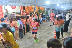 BIB: 420
                            <button type="button" onclick="openModal(26242074)" class="btn btn-primary btn-sm float-right btn-popup" data-toggle="modal" data-target=".modal-high-quality">
                        <i class="fas fa-shopping-cart"></i> Add to Cart
                    </button>
                                            <button type="button" onclick="isThisMe(26242074, true)" class="btn btn-success btn-sm float-right btn-popup btn-isme hidden" data-toggle="tooltip" data-placement="bottom" title="นี่คือรูปของคุณใช่ไหม คลิกที่นี่เพื่อเอาเข้าอัลบั้ม">
                        <i class="fas fa-plus"></i> Add to album
                    </button>
                    <button type="button" onclick="isThisMe(26242074, false)" class="btn btn-warning btn-sm float-right btn-popup btn-isnotme hidden">
                        <i class="fas fa-ban"></i> Remove from album
                    </button>