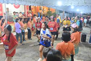 BIB: 626, 330
                            <button type="button" onclick="openModal(26253097)" class="btn btn-primary btn-sm float-right btn-popup" data-toggle="modal" data-target=".modal-high-quality">
                        <i class="fas fa-shopping-cart"></i> Add to Cart
                    </button>
                                            <button type="button" onclick="isThisMe(26253097, true)" class="btn btn-success btn-sm float-right btn-popup btn-isme hidden" data-toggle="tooltip" data-placement="bottom" title="นี่คือรูปของคุณใช่ไหม คลิกที่นี่เพื่อเอาเข้าอัลบั้ม">
                        <i class="fas fa-plus"></i> Add to album
                    </button>
                    <button type="button" onclick="isThisMe(26253097, false)" class="btn btn-warning btn-sm float-right btn-popup btn-isnotme hidden">
                        <i class="fas fa-ban"></i> Remove from album
                    </button>