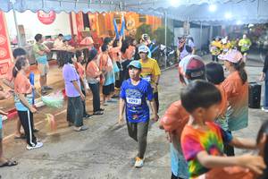 BIB: 3292
                            <button type="button" onclick="openModal(26252705)" class="btn btn-primary btn-sm float-right btn-popup" data-toggle="modal" data-target=".modal-high-quality">
                        <i class="fas fa-shopping-cart"></i> Add to Cart
                    </button>
                                            <button type="button" onclick="isThisMe(26252705, true)" class="btn btn-success btn-sm float-right btn-popup btn-isme hidden" data-toggle="tooltip" data-placement="bottom" title="นี่คือรูปของคุณใช่ไหม คลิกที่นี่เพื่อเอาเข้าอัลบั้ม">
                        <i class="fas fa-plus"></i> Add to album
                    </button>
                    <button type="button" onclick="isThisMe(26252705, false)" class="btn btn-warning btn-sm float-right btn-popup btn-isnotme hidden">
                        <i class="fas fa-ban"></i> Remove from album
                    </button>