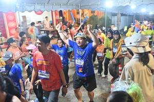 BIB: 4255, 4884, 007
                            <button type="button" onclick="openModal(26252143)" class="btn btn-primary btn-sm float-right btn-popup" data-toggle="modal" data-target=".modal-high-quality">
                        <i class="fas fa-shopping-cart"></i> Add to Cart
                    </button>
                                            <button type="button" onclick="isThisMe(26252143, true)" class="btn btn-success btn-sm float-right btn-popup btn-isme hidden" data-toggle="tooltip" data-placement="bottom" title="นี่คือรูปของคุณใช่ไหม คลิกที่นี่เพื่อเอาเข้าอัลบั้ม">
                        <i class="fas fa-plus"></i> Add to album
                    </button>
                    <button type="button" onclick="isThisMe(26252143, false)" class="btn btn-warning btn-sm float-right btn-popup btn-isnotme hidden">
                        <i class="fas fa-ban"></i> Remove from album
                    </button>