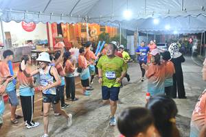 BIB: 291, 4262
                            <button type="button" onclick="openModal(26242167)" class="btn btn-primary btn-sm float-right btn-popup" data-toggle="modal" data-target=".modal-high-quality">
                        <i class="fas fa-shopping-cart"></i> Add to Cart
                    </button>
                                            <button type="button" onclick="isThisMe(26242167, true)" class="btn btn-success btn-sm float-right btn-popup btn-isme hidden" data-toggle="tooltip" data-placement="bottom" title="นี่คือรูปของคุณใช่ไหม คลิกที่นี่เพื่อเอาเข้าอัลบั้ม">
                        <i class="fas fa-plus"></i> Add to album
                    </button>
                    <button type="button" onclick="isThisMe(26242167, false)" class="btn btn-warning btn-sm float-right btn-popup btn-isnotme hidden">
                        <i class="fas fa-ban"></i> Remove from album
                    </button>