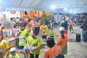 BIB: 4176
                            <button type="button" onclick="openModal(26253343)" class="btn btn-primary btn-sm float-right btn-popup" data-toggle="modal" data-target=".modal-high-quality">
                        <i class="fas fa-shopping-cart"></i> Add to Cart
                    </button>
                                            <button type="button" onclick="isThisMe(26253343, true)" class="btn btn-success btn-sm float-right btn-popup btn-isme hidden" data-toggle="tooltip" data-placement="bottom" title="นี่คือรูปของคุณใช่ไหม คลิกที่นี่เพื่อเอาเข้าอัลบั้ม">
                        <i class="fas fa-plus"></i> Add to album
                    </button>
                    <button type="button" onclick="isThisMe(26253343, false)" class="btn btn-warning btn-sm float-right btn-popup btn-isnotme hidden">
                        <i class="fas fa-ban"></i> Remove from album
                    </button>