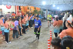 BIB: 4774
                            <button type="button" onclick="openModal(26242671)" class="btn btn-primary btn-sm float-right btn-popup" data-toggle="modal" data-target=".modal-high-quality">
                        <i class="fas fa-shopping-cart"></i> Add to Cart
                    </button>
                                            <button type="button" onclick="isThisMe(26242671, true)" class="btn btn-success btn-sm float-right btn-popup btn-isme hidden" data-toggle="tooltip" data-placement="bottom" title="นี่คือรูปของคุณใช่ไหม คลิกที่นี่เพื่อเอาเข้าอัลบั้ม">
                        <i class="fas fa-plus"></i> Add to album
                    </button>
                    <button type="button" onclick="isThisMe(26242671, false)" class="btn btn-warning btn-sm float-right btn-popup btn-isnotme hidden">
                        <i class="fas fa-ban"></i> Remove from album
                    </button>