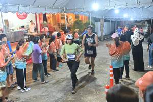 BIB: 3412, 204
                            <button type="button" onclick="openModal(26241861)" class="btn btn-primary btn-sm float-right btn-popup" data-toggle="modal" data-target=".modal-high-quality">
                        <i class="fas fa-shopping-cart"></i> Add to Cart
                    </button>
                                            <button type="button" onclick="isThisMe(26241861, true)" class="btn btn-success btn-sm float-right btn-popup btn-isme hidden" data-toggle="tooltip" data-placement="bottom" title="นี่คือรูปของคุณใช่ไหม คลิกที่นี่เพื่อเอาเข้าอัลบั้ม">
                        <i class="fas fa-plus"></i> Add to album
                    </button>
                    <button type="button" onclick="isThisMe(26241861, false)" class="btn btn-warning btn-sm float-right btn-popup btn-isnotme hidden">
                        <i class="fas fa-ban"></i> Remove from album
                    </button>