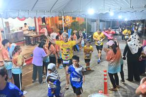 BIB: 4587, 850
                            <button type="button" onclick="openModal(26243131)" class="btn btn-primary btn-sm float-right btn-popup" data-toggle="modal" data-target=".modal-high-quality">
                        <i class="fas fa-shopping-cart"></i> Add to Cart
                    </button>
                                            <button type="button" onclick="isThisMe(26243131, true)" class="btn btn-success btn-sm float-right btn-popup btn-isme hidden" data-toggle="tooltip" data-placement="bottom" title="นี่คือรูปของคุณใช่ไหม คลิกที่นี่เพื่อเอาเข้าอัลบั้ม">
                        <i class="fas fa-plus"></i> Add to album
                    </button>
                    <button type="button" onclick="isThisMe(26243131, false)" class="btn btn-warning btn-sm float-right btn-popup btn-isnotme hidden">
                        <i class="fas fa-ban"></i> Remove from album
                    </button>