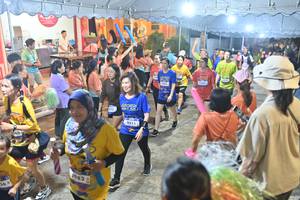 BIB: 983, 275, 3211, 3535, 3543
                            <button type="button" onclick="openModal(26252341)" class="btn btn-primary btn-sm float-right btn-popup" data-toggle="modal" data-target=".modal-high-quality">
                        <i class="fas fa-shopping-cart"></i> Add to Cart
                    </button>
                                            <button type="button" onclick="isThisMe(26252341, true)" class="btn btn-success btn-sm float-right btn-popup btn-isme hidden" data-toggle="tooltip" data-placement="bottom" title="นี่คือรูปของคุณใช่ไหม คลิกที่นี่เพื่อเอาเข้าอัลบั้ม">
                        <i class="fas fa-plus"></i> Add to album
                    </button>
                    <button type="button" onclick="isThisMe(26252341, false)" class="btn btn-warning btn-sm float-right btn-popup btn-isnotme hidden">
                        <i class="fas fa-ban"></i> Remove from album
                    </button>