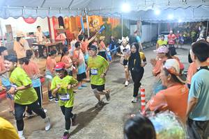 BIB: 3008, 670
                            <button type="button" onclick="openModal(26243227)" class="btn btn-primary btn-sm float-right btn-popup" data-toggle="modal" data-target=".modal-high-quality">
                        <i class="fas fa-shopping-cart"></i> Add to Cart
                    </button>
                                            <button type="button" onclick="isThisMe(26243227, true)" class="btn btn-success btn-sm float-right btn-popup btn-isme hidden" data-toggle="tooltip" data-placement="bottom" title="นี่คือรูปของคุณใช่ไหม คลิกที่นี่เพื่อเอาเข้าอัลบั้ม">
                        <i class="fas fa-plus"></i> Add to album
                    </button>
                    <button type="button" onclick="isThisMe(26243227, false)" class="btn btn-warning btn-sm float-right btn-popup btn-isnotme hidden">
                        <i class="fas fa-ban"></i> Remove from album
                    </button>