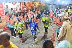 BIB: 5813, 3197
                            <button type="button" onclick="openModal(26252046)" class="btn btn-primary btn-sm float-right btn-popup" data-toggle="modal" data-target=".modal-high-quality">
                        <i class="fas fa-shopping-cart"></i> Add to Cart
                    </button>
                                            <button type="button" onclick="isThisMe(26252046, true)" class="btn btn-success btn-sm float-right btn-popup btn-isme hidden" data-toggle="tooltip" data-placement="bottom" title="นี่คือรูปของคุณใช่ไหม คลิกที่นี่เพื่อเอาเข้าอัลบั้ม">
                        <i class="fas fa-plus"></i> Add to album
                    </button>
                    <button type="button" onclick="isThisMe(26252046, false)" class="btn btn-warning btn-sm float-right btn-popup btn-isnotme hidden">
                        <i class="fas fa-ban"></i> Remove from album
                    </button>