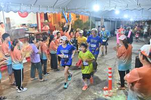 BIB: 
                            <button type="button" onclick="openModal(26242715)" class="btn btn-primary btn-sm float-right btn-popup" data-toggle="modal" data-target=".modal-high-quality">
                        <i class="fas fa-shopping-cart"></i> Add to Cart
                    </button>
                                            <button type="button" onclick="isThisMe(26242715, true)" class="btn btn-success btn-sm float-right btn-popup btn-isme hidden" data-toggle="tooltip" data-placement="bottom" title="นี่คือรูปของคุณใช่ไหม คลิกที่นี่เพื่อเอาเข้าอัลบั้ม">
                        <i class="fas fa-plus"></i> Add to album
                    </button>
                    <button type="button" onclick="isThisMe(26242715, false)" class="btn btn-warning btn-sm float-right btn-popup btn-isnotme hidden">
                        <i class="fas fa-ban"></i> Remove from album
                    </button>