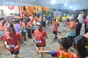 BIB: 4803, 3369
                            <button type="button" onclick="openModal(26242392)" class="btn btn-primary btn-sm float-right btn-popup" data-toggle="modal" data-target=".modal-high-quality">
                        <i class="fas fa-shopping-cart"></i> Add to Cart
                    </button>
                                            <button type="button" onclick="isThisMe(26242392, true)" class="btn btn-success btn-sm float-right btn-popup btn-isme hidden" data-toggle="tooltip" data-placement="bottom" title="นี่คือรูปของคุณใช่ไหม คลิกที่นี่เพื่อเอาเข้าอัลบั้ม">
                        <i class="fas fa-plus"></i> Add to album
                    </button>
                    <button type="button" onclick="isThisMe(26242392, false)" class="btn btn-warning btn-sm float-right btn-popup btn-isnotme hidden">
                        <i class="fas fa-ban"></i> Remove from album
                    </button>